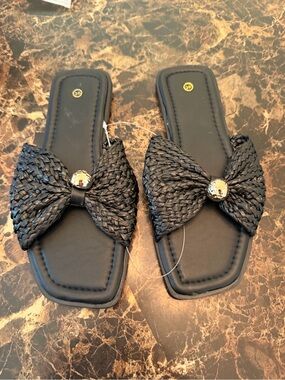 Black Raffia Bow Slide Sandals Women’s Size 38 US 7.5-8 Toe Summer Slip-On Flats